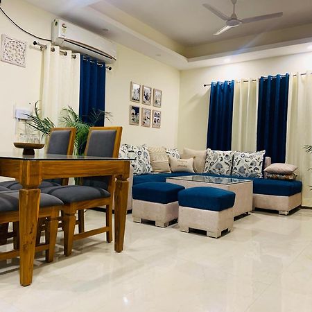 Umang - Premium Resort Like Villa In Vrindāvan 外观 照片